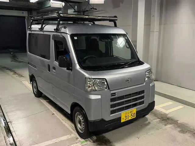 Daihatsu Hijet Cargo S700V 2022